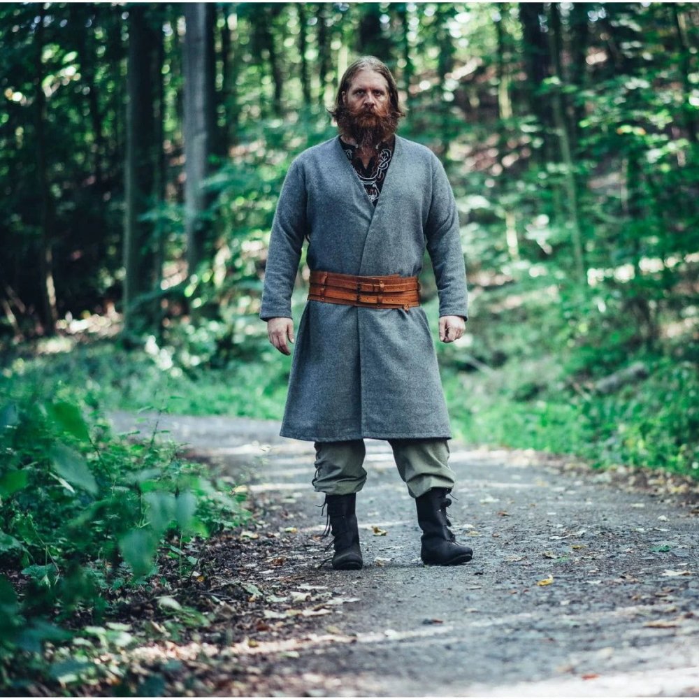 Back view of the knee-length Renaissance wool tunic