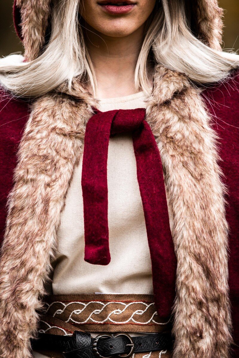 Red Renaissance Hooded Cape | Faux Fur Trim