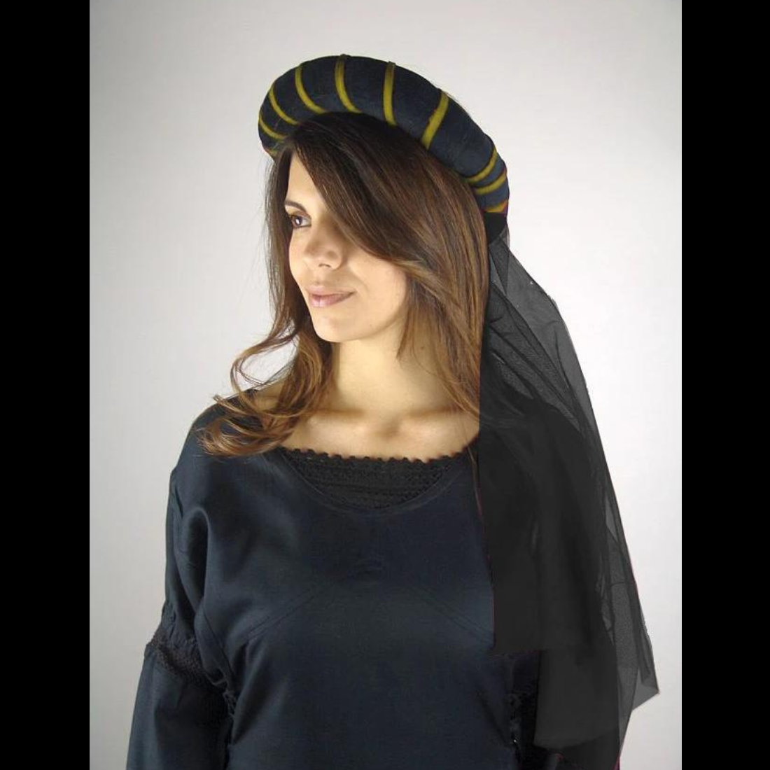 Women’s Black and Gold Renaissance Headdress | Elegant Veil