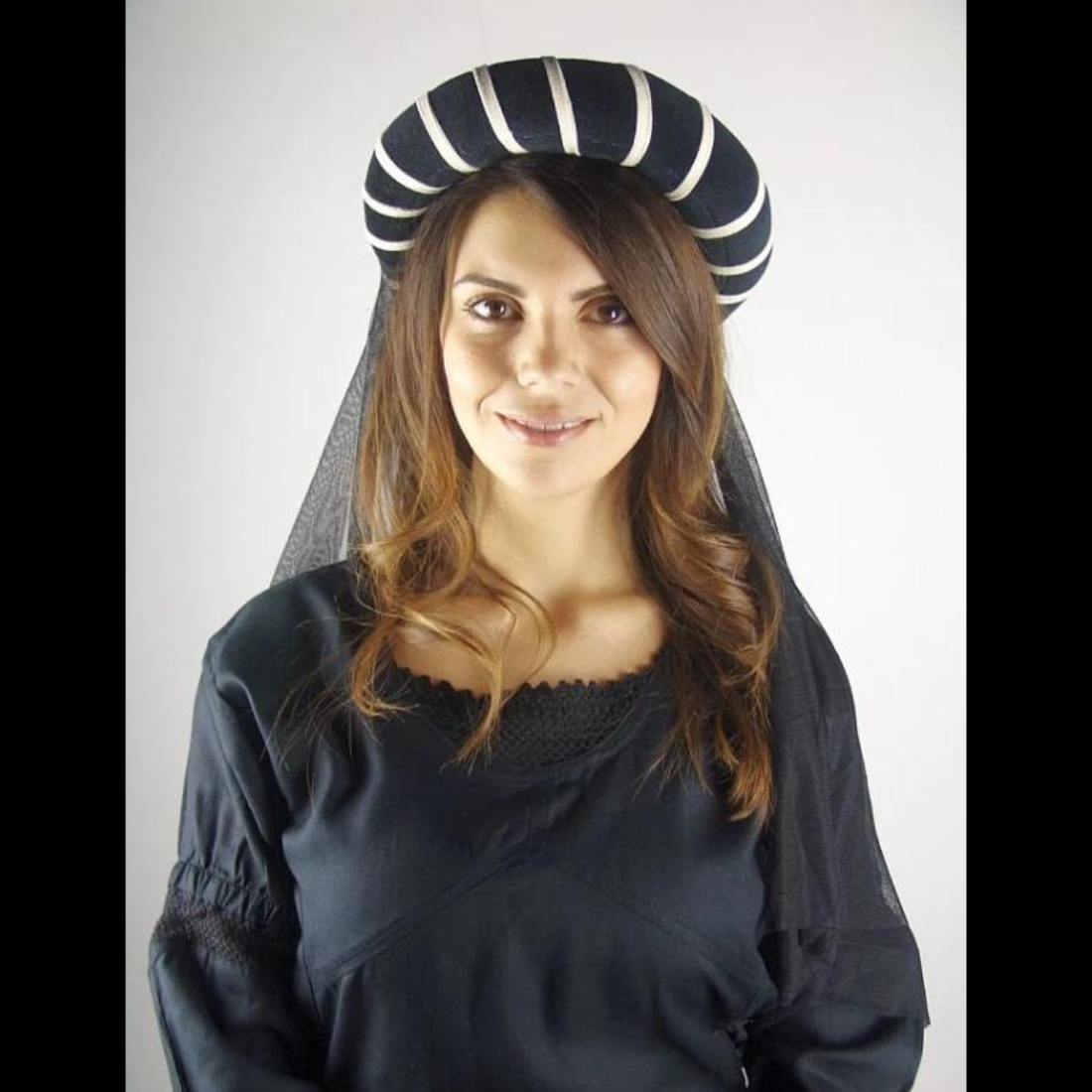 Women’s Black and Gold Renaissance Headdress | Elegant Veil