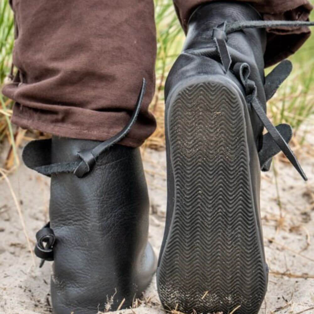 Jorik Leather Renaissance Ankle Boots – Black Medieval-Style Footwear with Toggle Closure