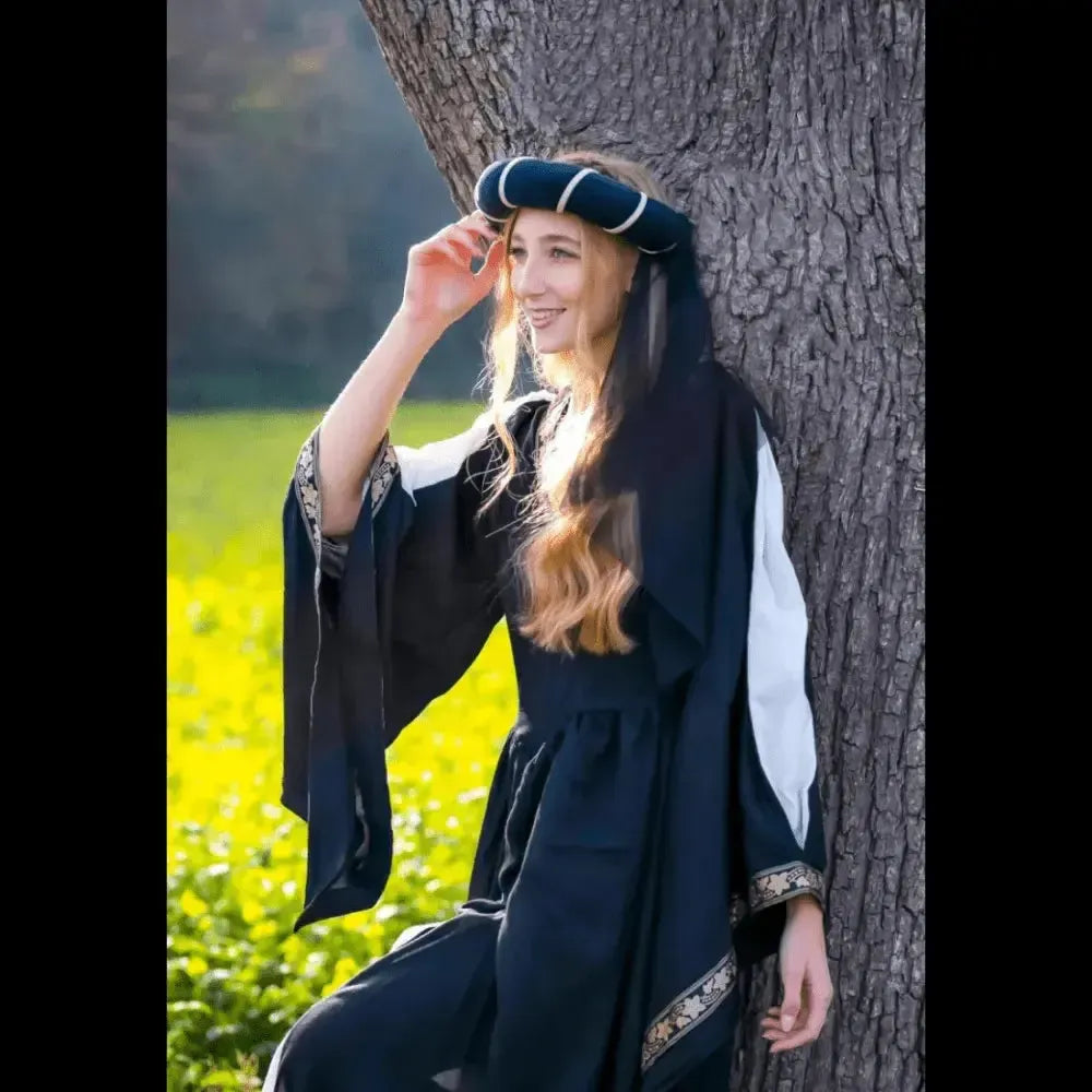 Women’s Black and Gold Renaissance Headdress | Elegant Veil-Renaissance Wardrobe