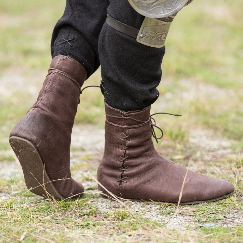 Brown Renaissance ankle boots with front lacing