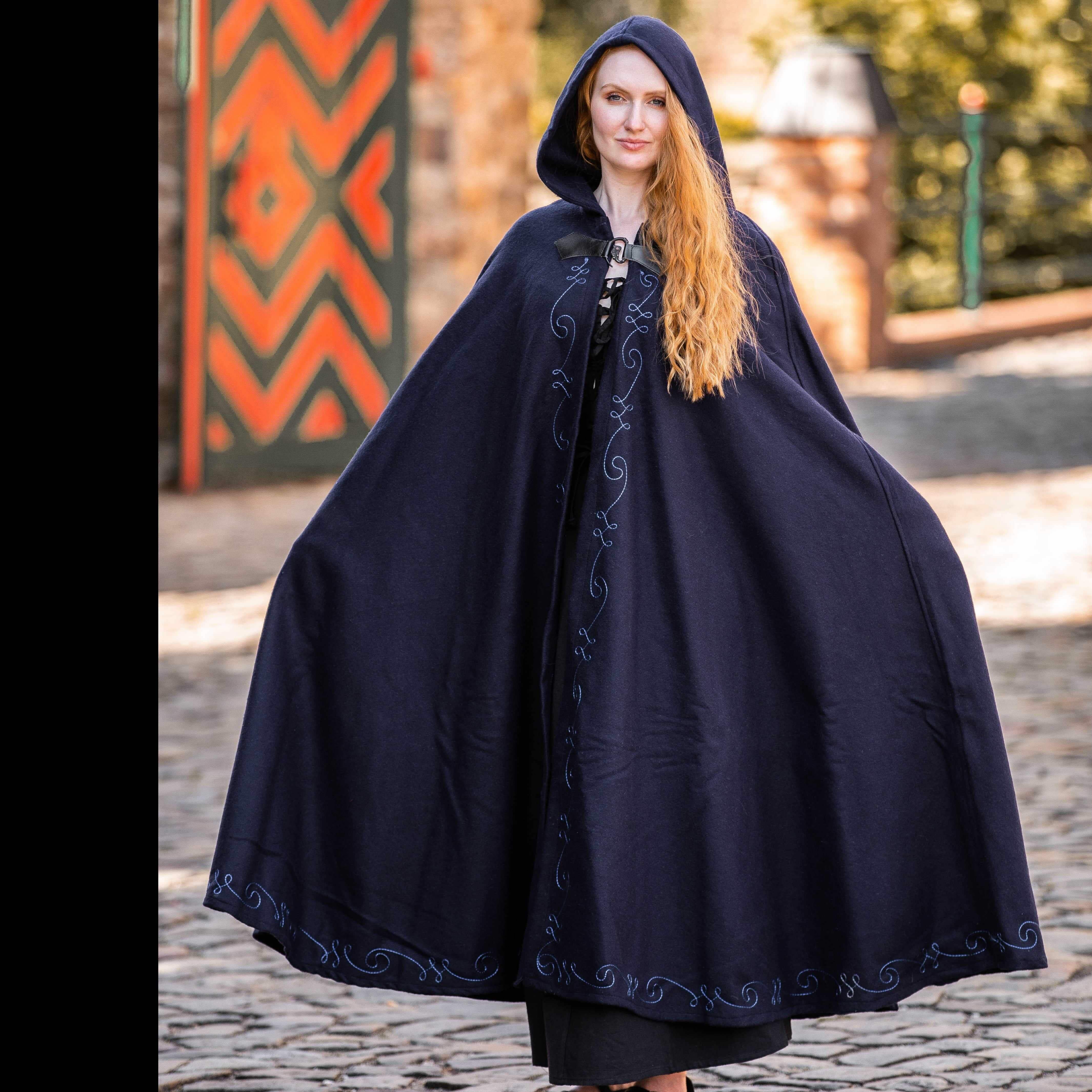 Embroidered Renaissance Cloak | Wolf Head Clasp
