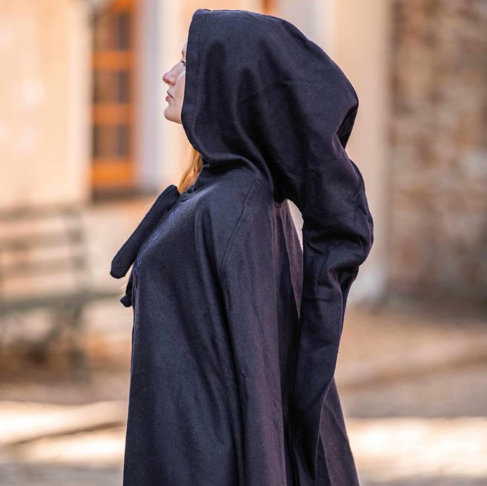 Woolen Renaissance Cloak | Hand-Stitched Embroidery