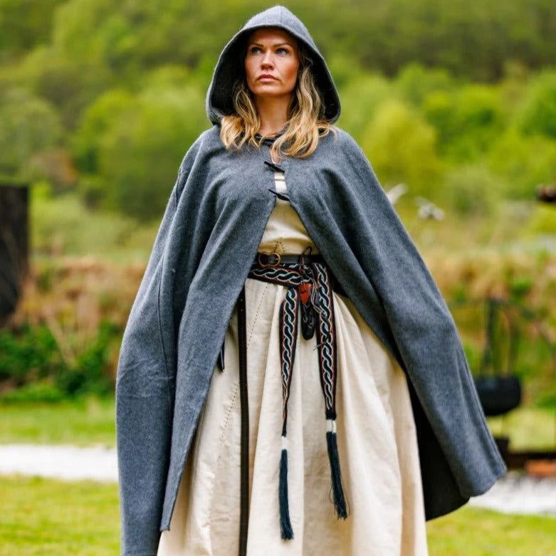 Renaissance wool cloak with short hood, front view
